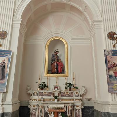 Chiesasstrinita Ciorani 16