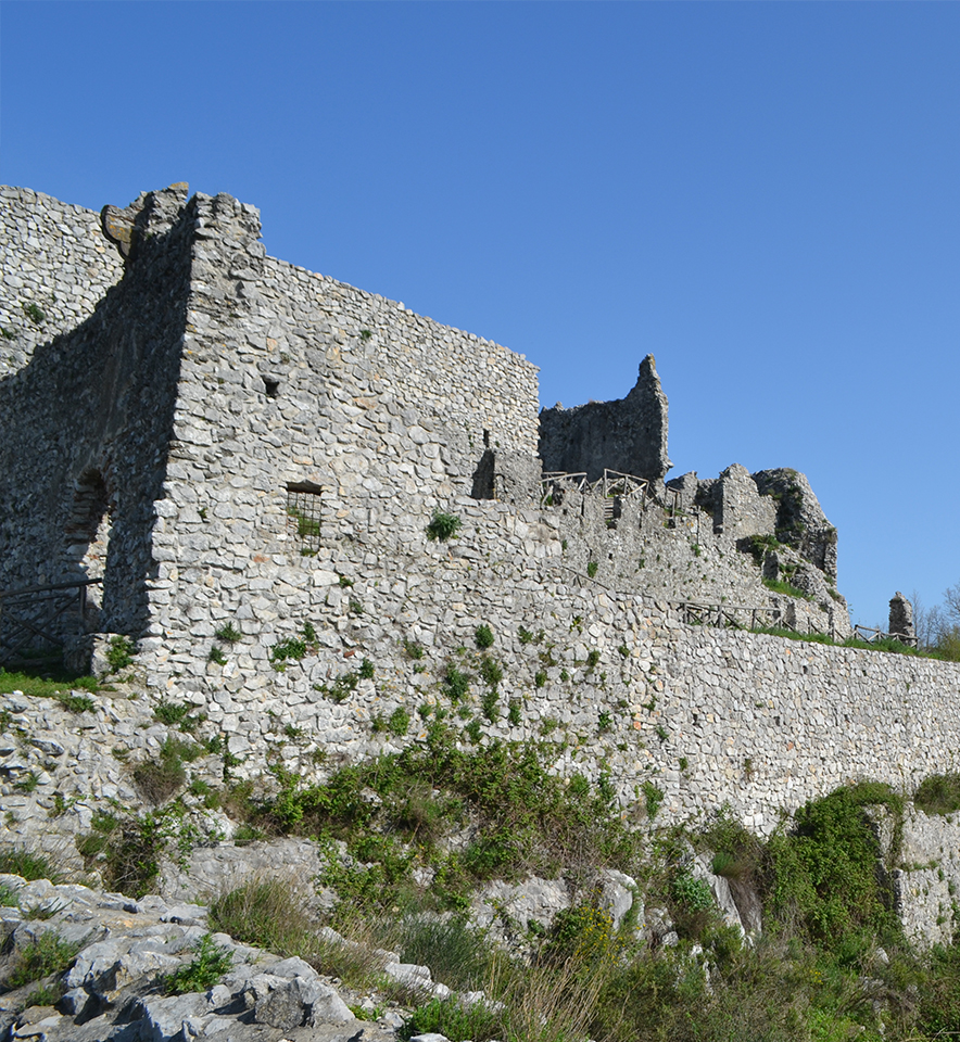 Il Castello dei Sanseverino