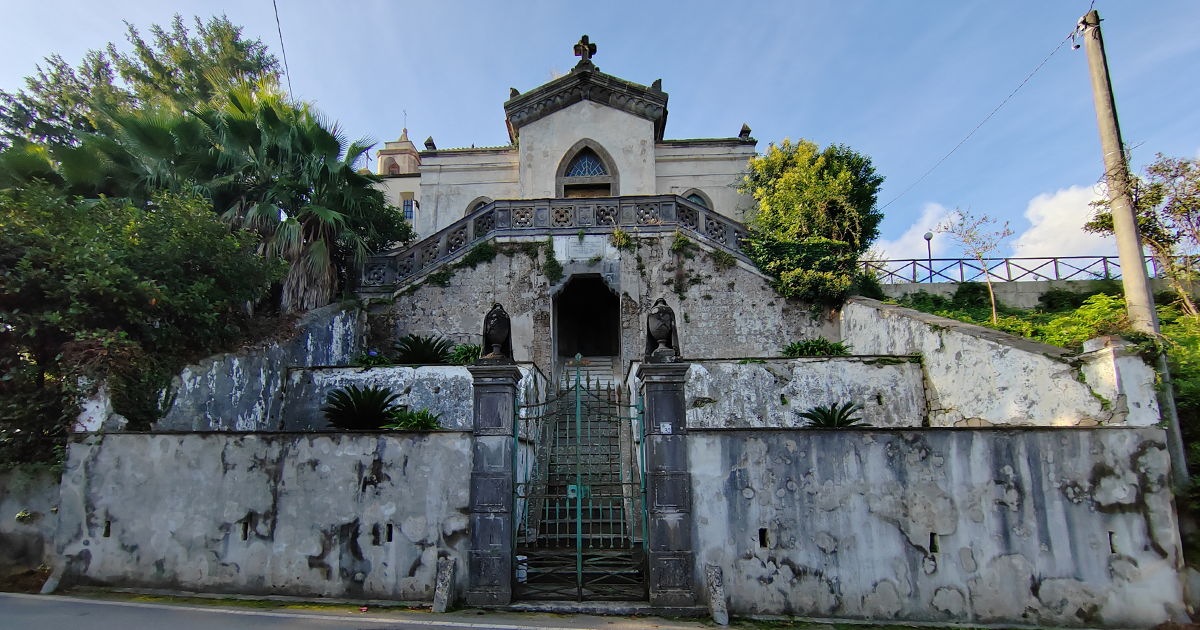 Corticelle - Tomba Cacciatore